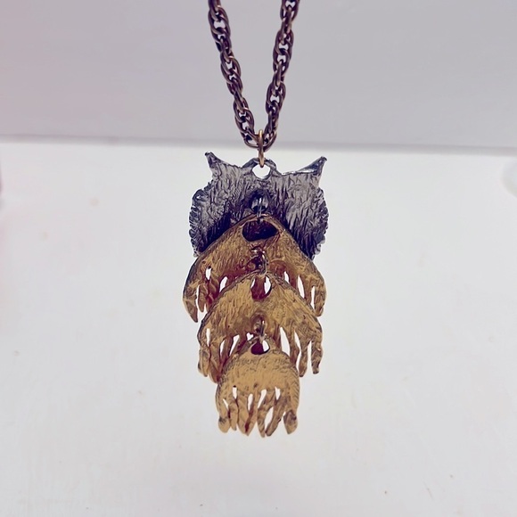 Vintage Hinged Owl necklace with glass eyes 24” chain - Picture 2 of 6